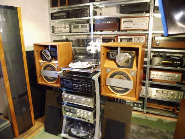 Hans Deutsch  Amadeus handgefertigt 1972 Echtholz  Horn HiFi-Rarität